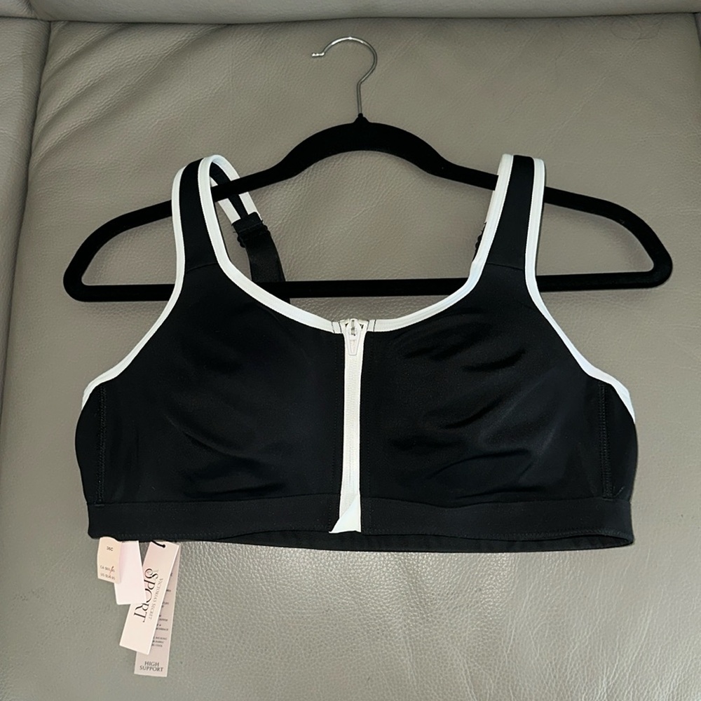 Victoria Secret sport bra size 38C